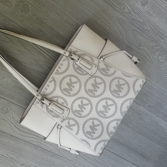 Michael Kors Handbags - Michael Kors Logo Signature Voyager East West Leather Tote  Optic White NWT